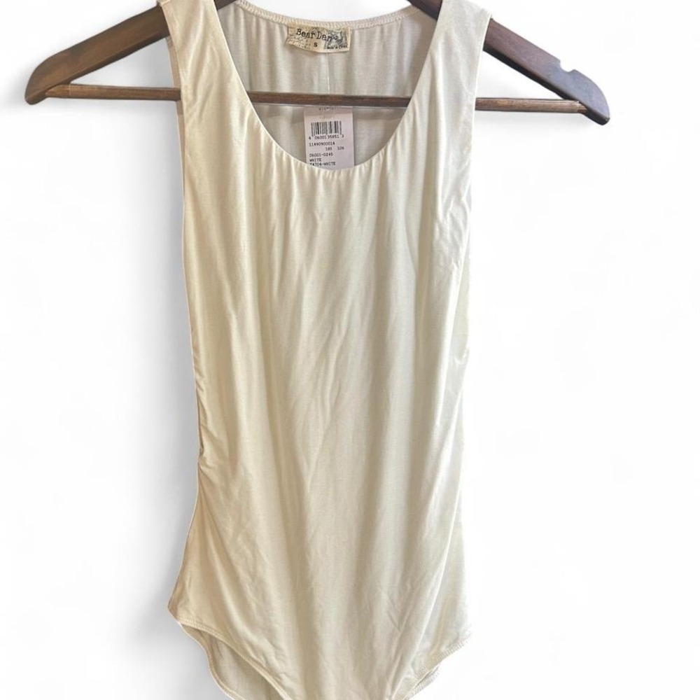 Cream bodysuit with scoop neckline and back zipper new with tag NEW W TAG SMALL